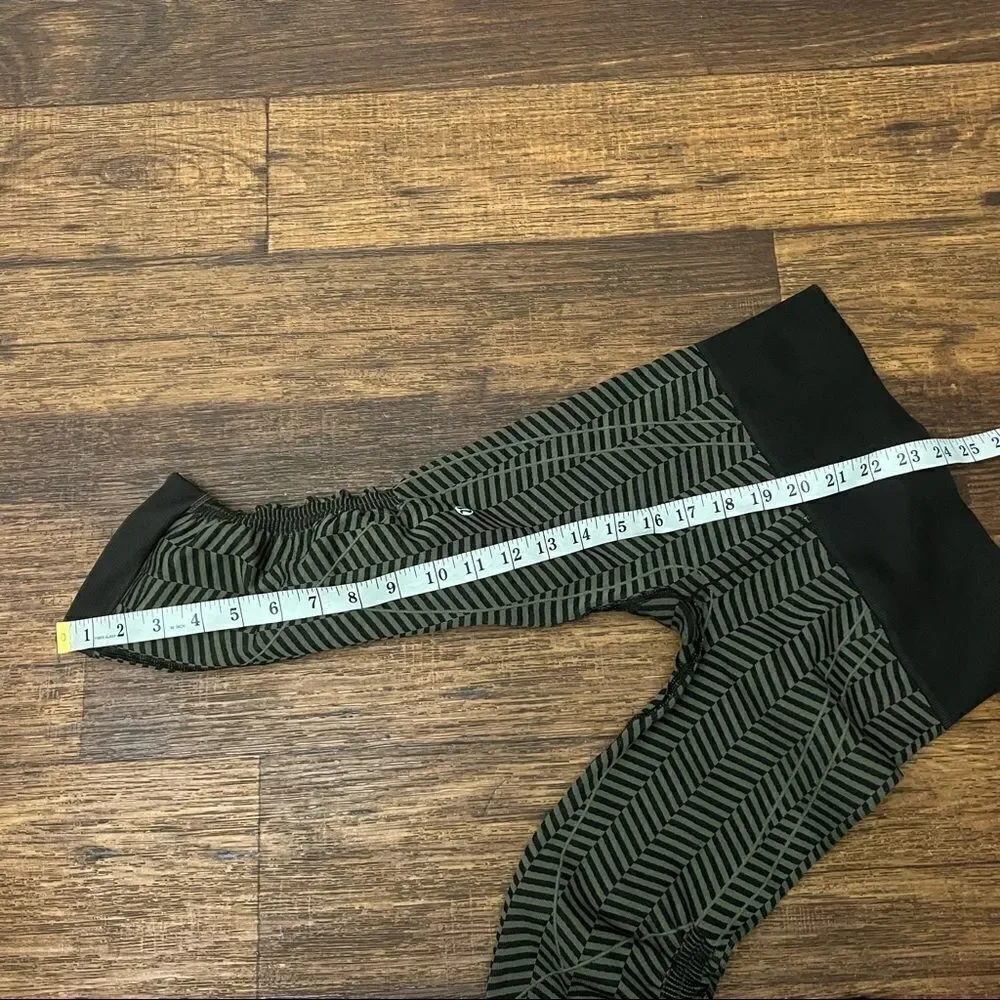 Lululemon in the flow crop ll heathered fatigue green